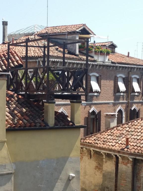 Elegant Terrace Apartment Near Piazza San Marco Last Floor No Lift Βενετία Εξωτερικό φωτογραφία